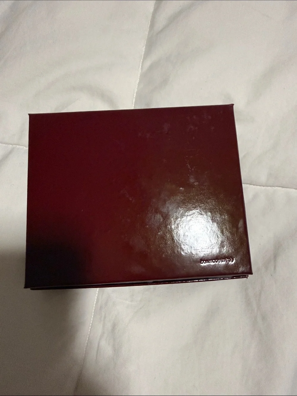 Gucci Burgundy and White Logo Box (for men’s wallet)